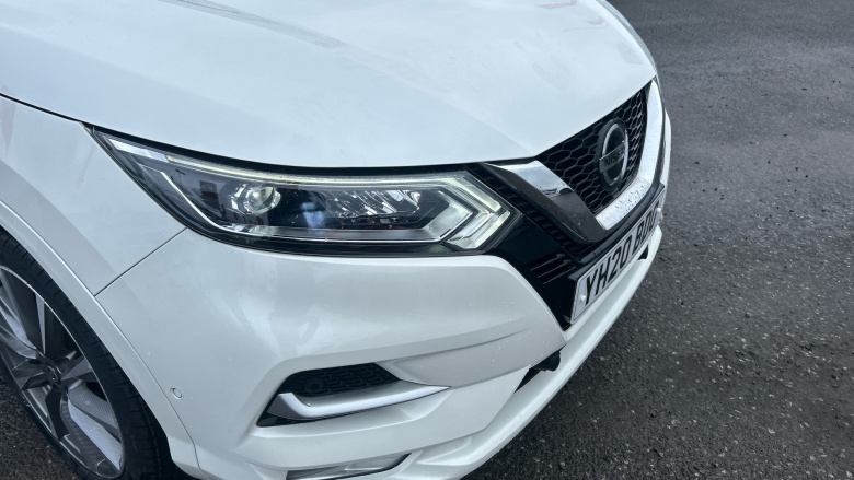 Nissan Qashqai 1.3 DiG-T 160 Tekna+ 5dr Petrol Hatchback